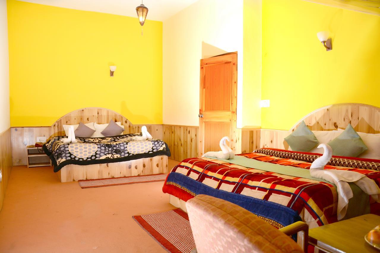 Hotel Rajhans Manali מראה חיצוני תמונה