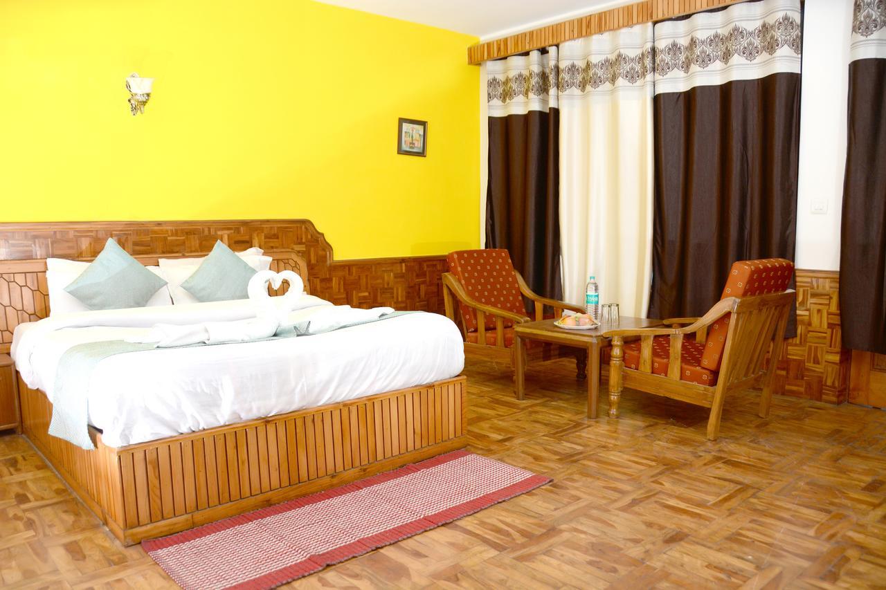 Hotel Rajhans Manali מראה חיצוני תמונה