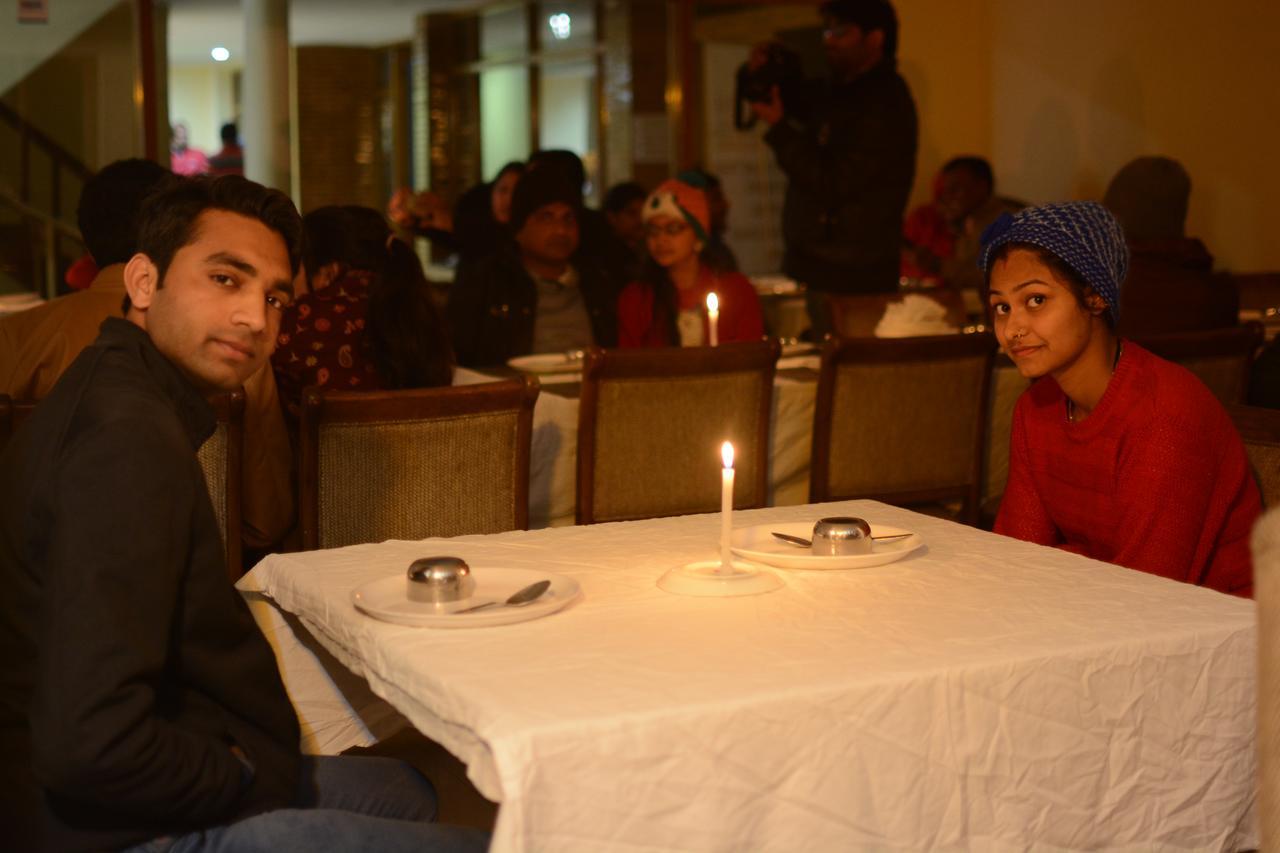 Hotel Rajhans Manali מראה חיצוני תמונה