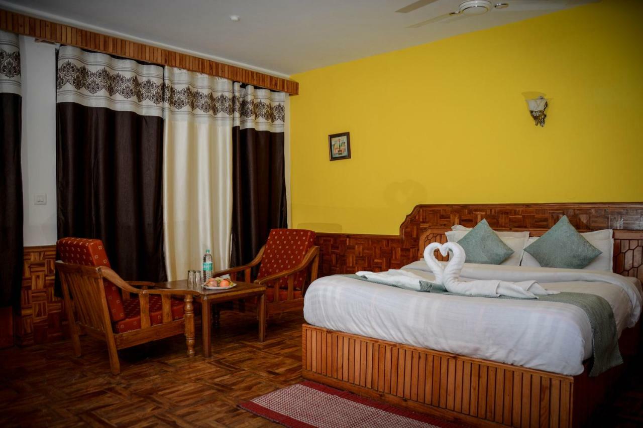 Hotel Rajhans Manali מראה חיצוני תמונה