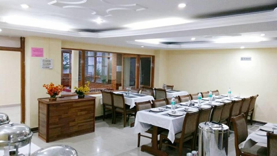 Hotel Rajhans Manali מראה חיצוני תמונה